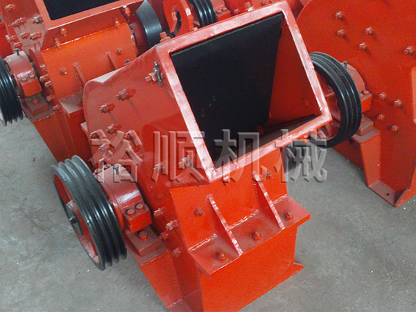 錘式破碎機(jī) 錘式破碎機(jī)